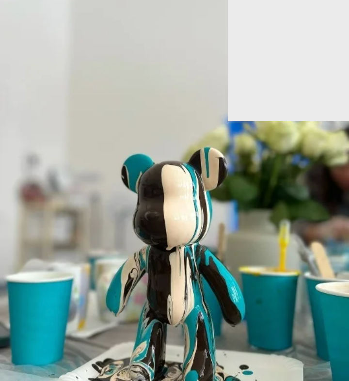 «Роспись мишки Bearbrick»